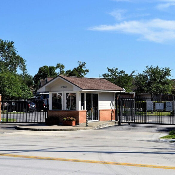 "Benefits of renting out your property: steady income, long-term appreciation, and tax advantages for landlords"